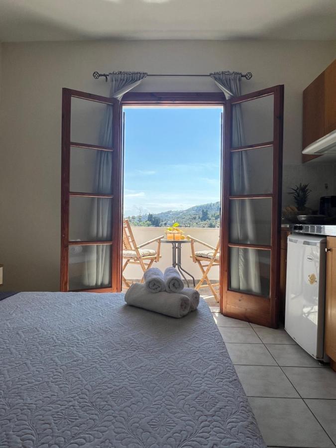 Jimmy'S Guest House Skiathos المظهر الخارجي الصورة