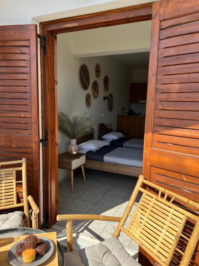 Jimmy'S Guest House Skiathos المظهر الخارجي الصورة